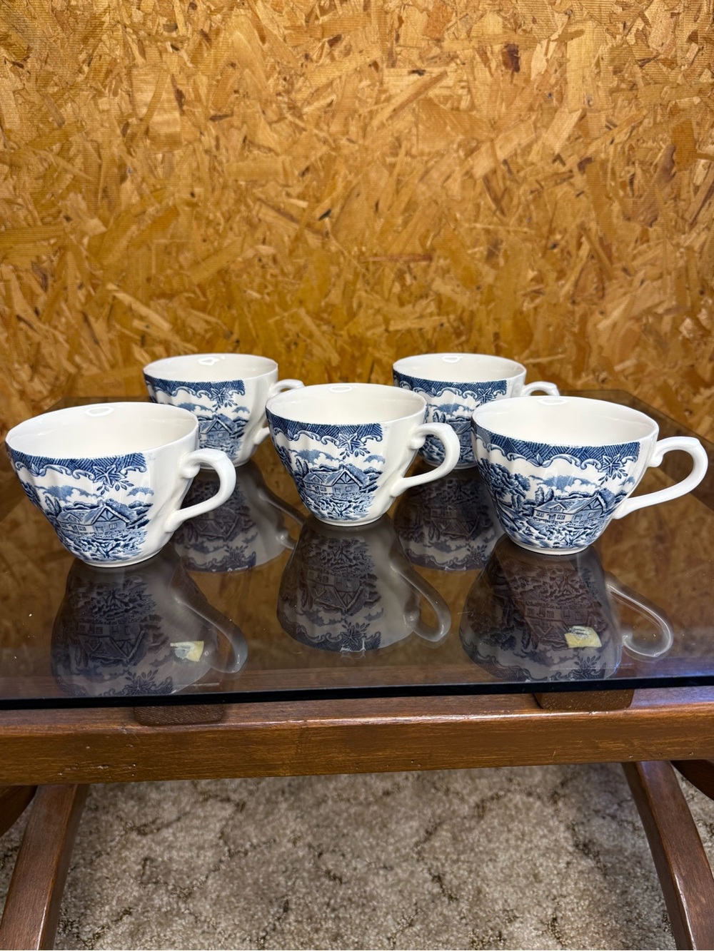 The Blue Brook Porcelain Tea Cup Set - Classic Scenic Pattern (Set of 5)